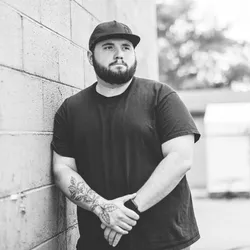 shelton brown headshot
